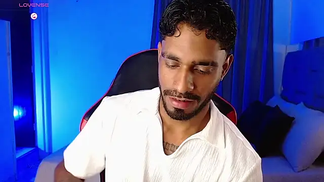 Snapshot of Christian_thor chatting on 10/04/25, 04:58 Christian thor online show from 10/04/25, 04:58