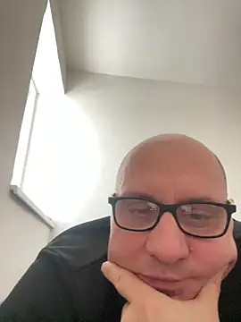 vanjbi45 online show from 02/14/25, 02:44