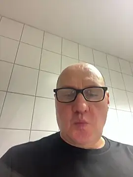 vanjbi45 online show from 03/02/25, 05:44