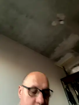 vanjbi45 online show from 10/12/25, 06:04