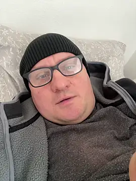 vanjbi45 online show from 02/13/25, 01:15