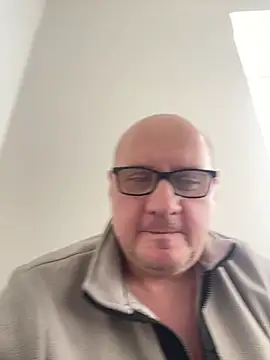 vanjbi45 online show from 02/22/25, 01:02