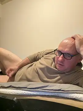 vanjbi45 online show from 10/18/25, 05:09