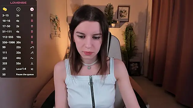 Snapshot of MelisaCoy chatting on 12/13/24, 01:55 MelisaCoy online show from 12/13/24, 01:55