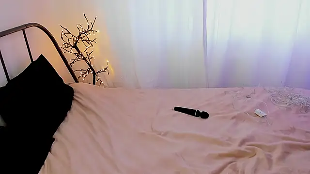 Talla a online show from 11/17/25, 09:02