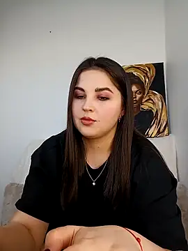 Snapshot of Talla_a chatting on 02/28/25, 10:30 Talla a online show from 02/28/25, 10:30