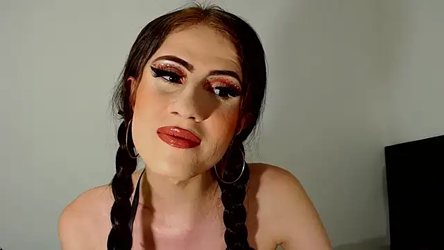 Snapshot of angelicatsx chatting on 10/20/25, 08:04 angelicatsx online show from 10/20/25, 08:04