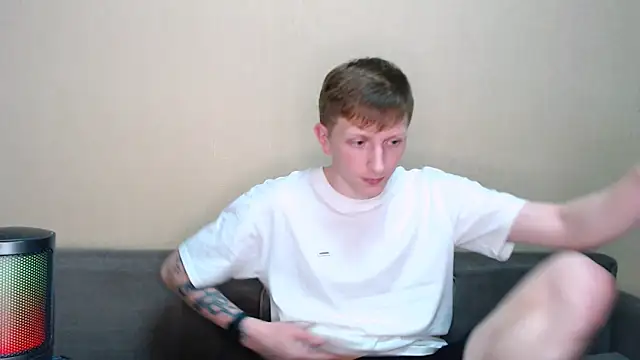 juliaanddima online show from 02/10/26, 11:37