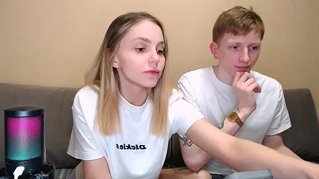 juliaanddima online show from 04/03/26, 10:38