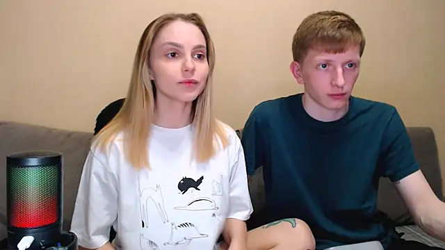 juliaanddima online show from 04/17/26, 10:12