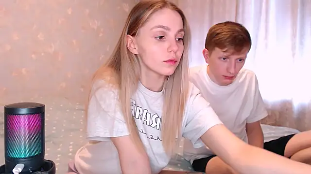 juliaanddima online show from 02/26/26, 11:32