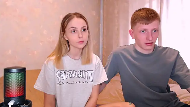 juliaanddima online show from 03/17/26, 07:22