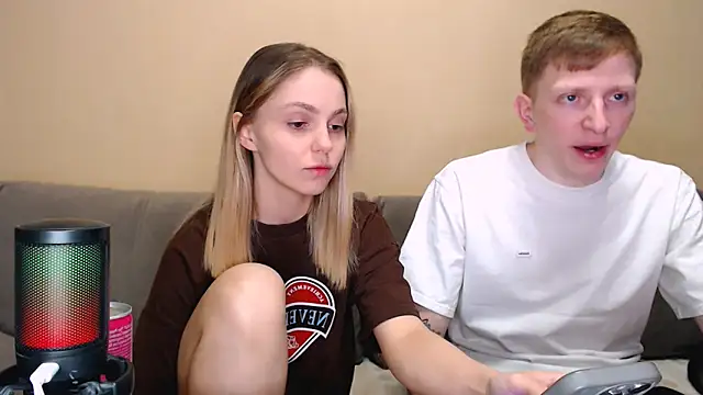 juliaanddima online show from 03/24/26, 11:05