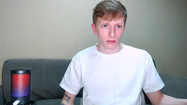 juliaanddima online show from 02/22/26, 10:33