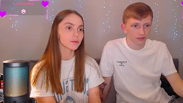 juliaanddima online show from 03/01/25, 09:37