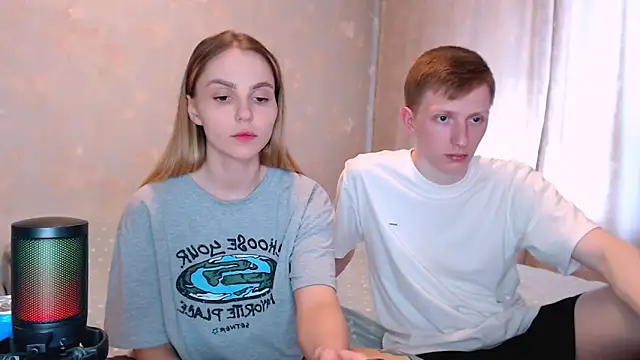 juliaanddima online show from 05/20/26, 09:28
