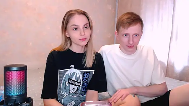 juliaanddima online show from 05/26/26, 07:39