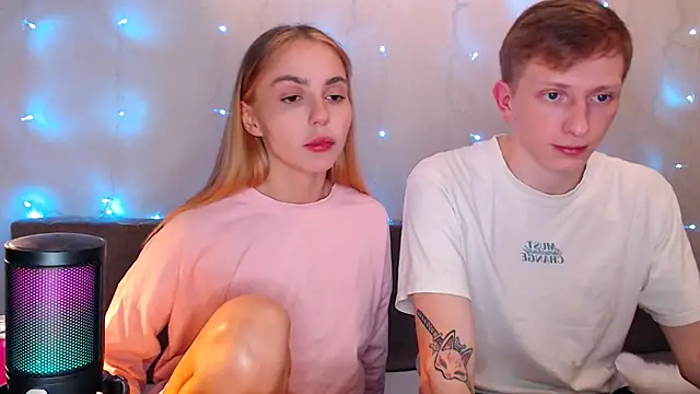 juliaanddima online show from 10/05/25, 09:27
