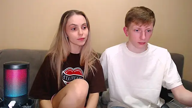 juliaanddima online show from 02/13/26, 11:16