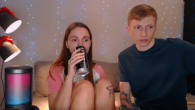 juliaanddima online show from 02/17/25, 12:32