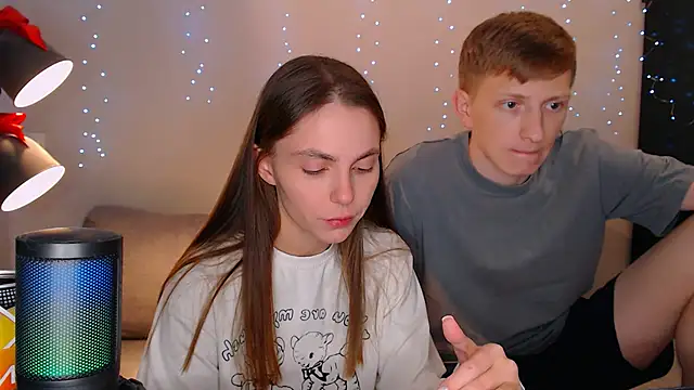 juliaanddima online show from 02/26/25, 12:41