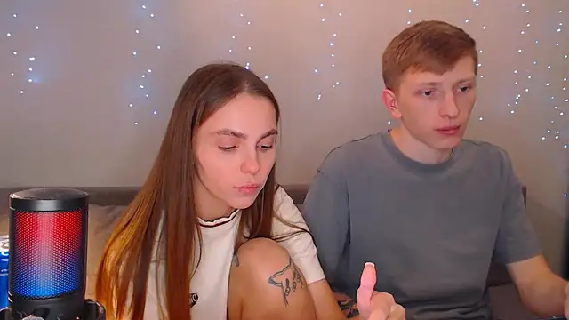 juliaanddima online show from 03/12/25, 08:52