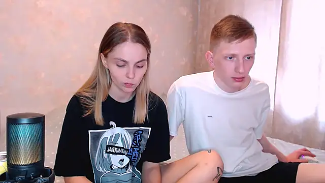 juliaanddima online show from 06/10/26, 08:04