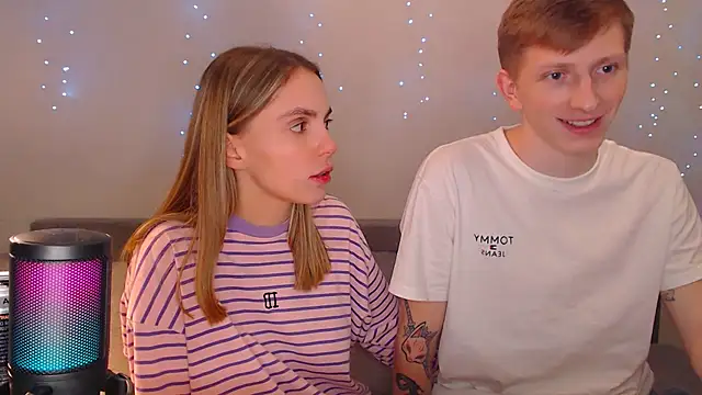 juliaanddima online show from 03/22/25, 07:53