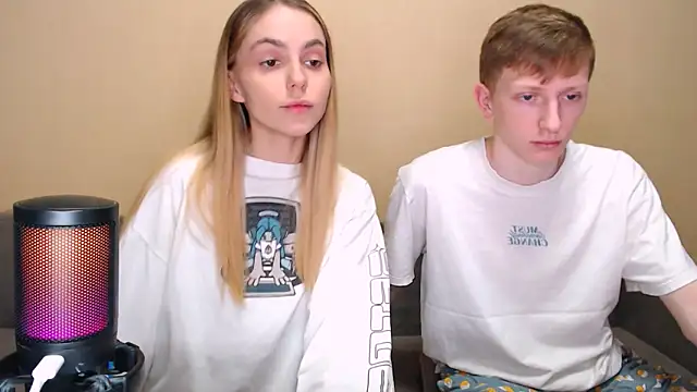 juliaanddima online show from 02/05/26, 09:27