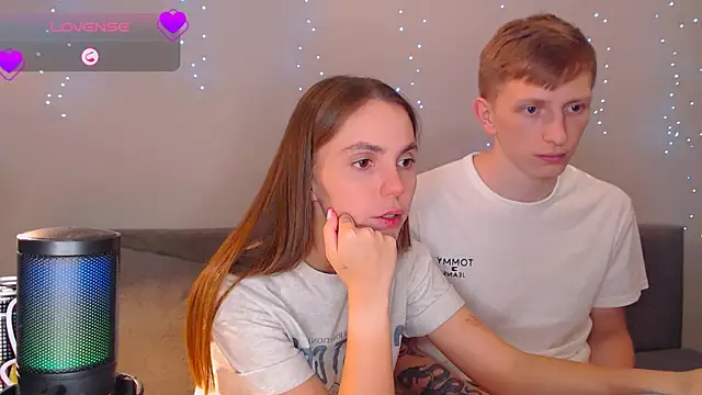 juliaanddima online show from 03/02/25, 12:42