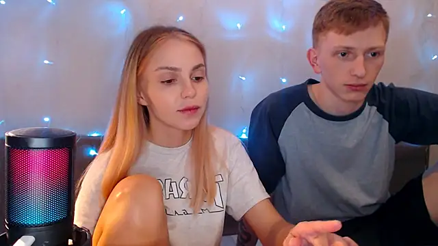 juliaanddima online show from 09/09/25, 01:16