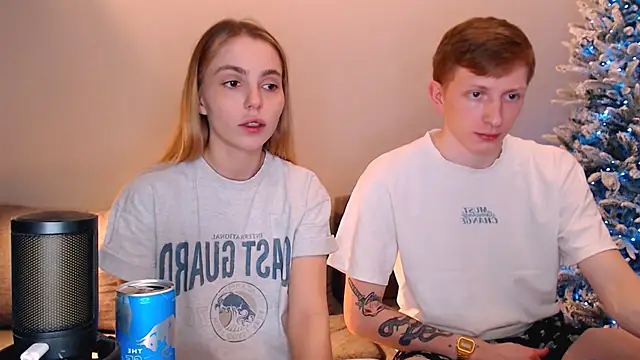 juliaanddima online show from 12/19/25, 10:23