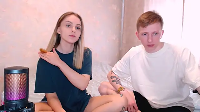 juliaanddima online show from 05/22/26, 07:17