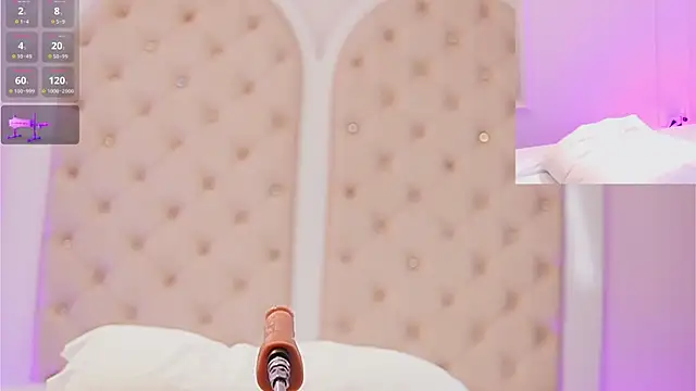 caroline adams  online show from 02/25/26, 11:15