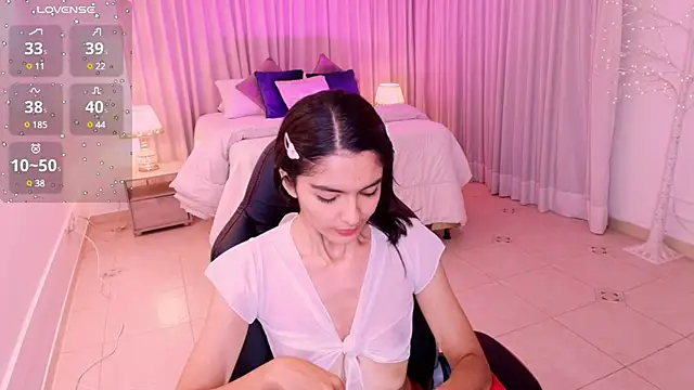 Snapshot of miiaa_evans chatting on 02/20/25, 03:34 miiaa evans online show from 02/20/25, 03:34