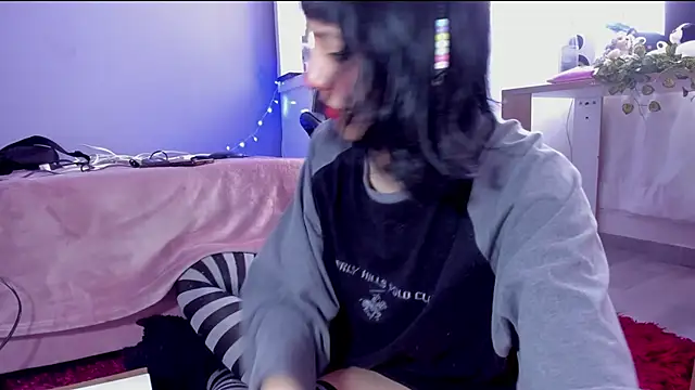 Snapshot of Room312_ chatting on 01/18/25, 08:51 Room312  online show from 01/18/25, 08:51
