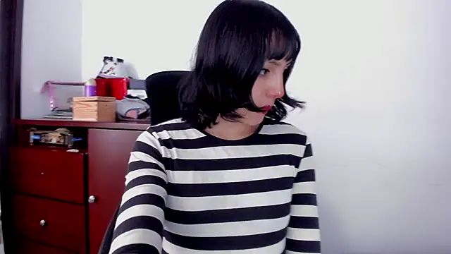 Snapshot of Room312_ chatting on 01/26/25, 04:30 Room312  online show from 01/26/25, 04:30