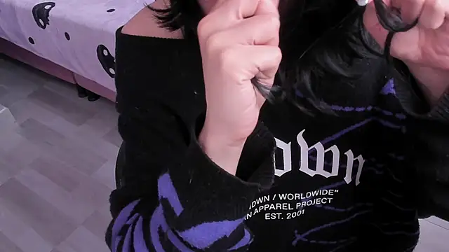 Snapshot of Room312_ chatting on 03/07/25, 04:00 Room312  online show from 03/07/25, 04:00