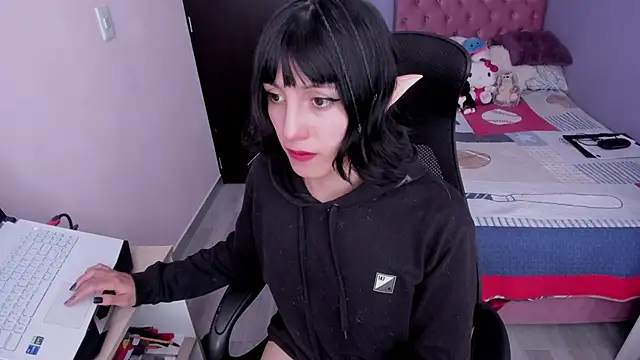 Snapshot of Room312_ chatting on 02/16/25, 02:21 Room312  online show from 02/16/25, 02:21