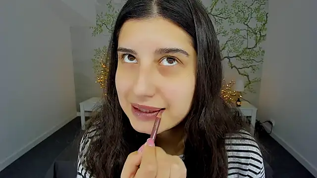 Linda EX online show from 02/07/25, 07:29