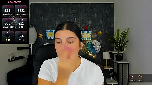 Linda EX online show from 09/27/25, 06:19