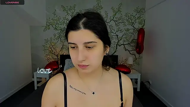 Linda EX online show from 02/14/25, 07:28