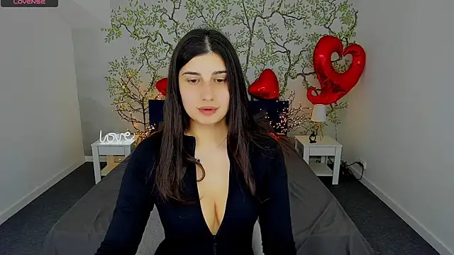 Linda EX online show from 02/27/25, 07:41