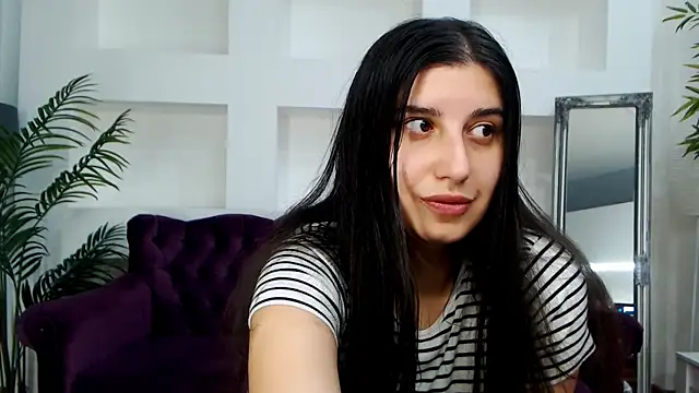 Linda EX online show from 04/15/26, 06:41