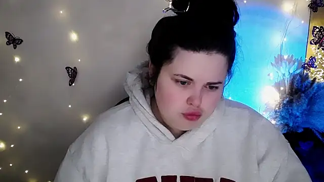 Emily Mo online show from 02/06/26, 06:53