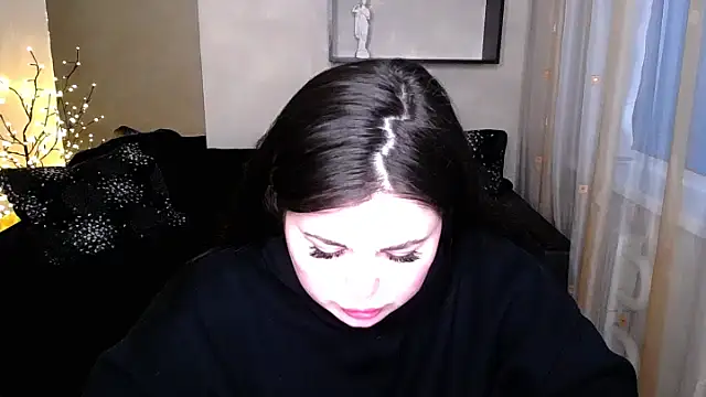 Emily Mo online show from 03/18/25, 06:28