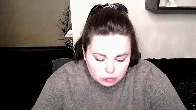 Emily Mo online show from 10/25/25, 05:39