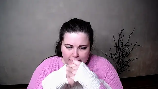 Emily Mo online show from 11/19/25, 06:35