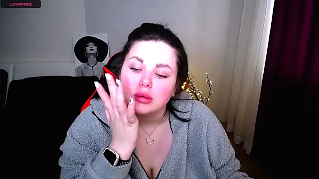 Emily Mo online show from 03/05/25, 09:49