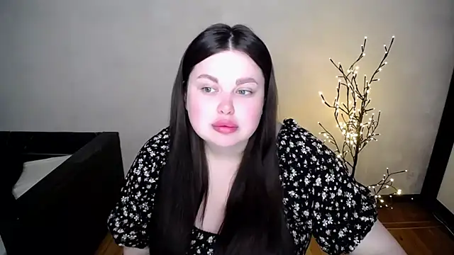 Emily Mo online show from 05/10/26, 05:55